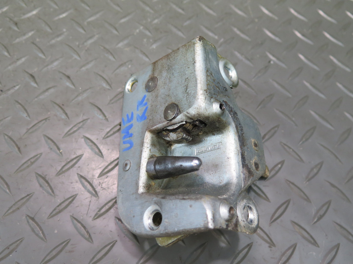 75-76 Mercedes W115 300SD Rear Right Door Lock Latch Actuator OEM