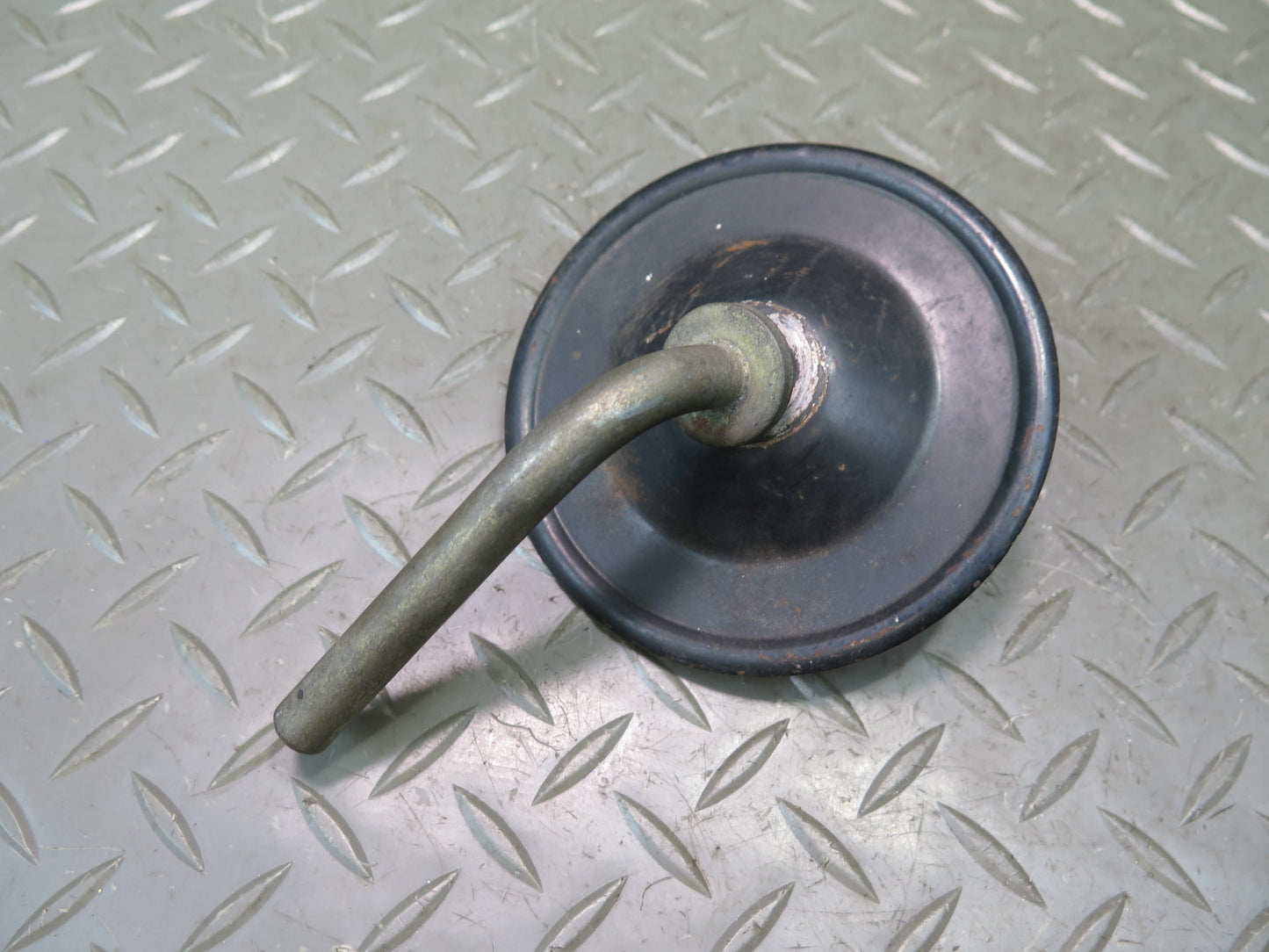 75-76 Mercedes W115 300SD Spare Tire Screw Bracket OEM