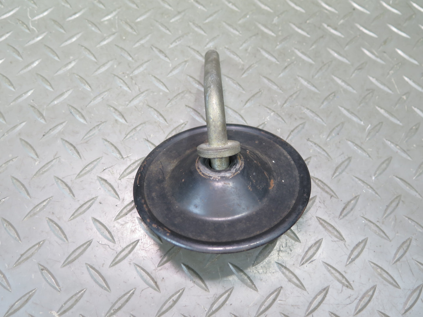 75-76 Mercedes W115 300SD Spare Tire Screw Bracket OEM