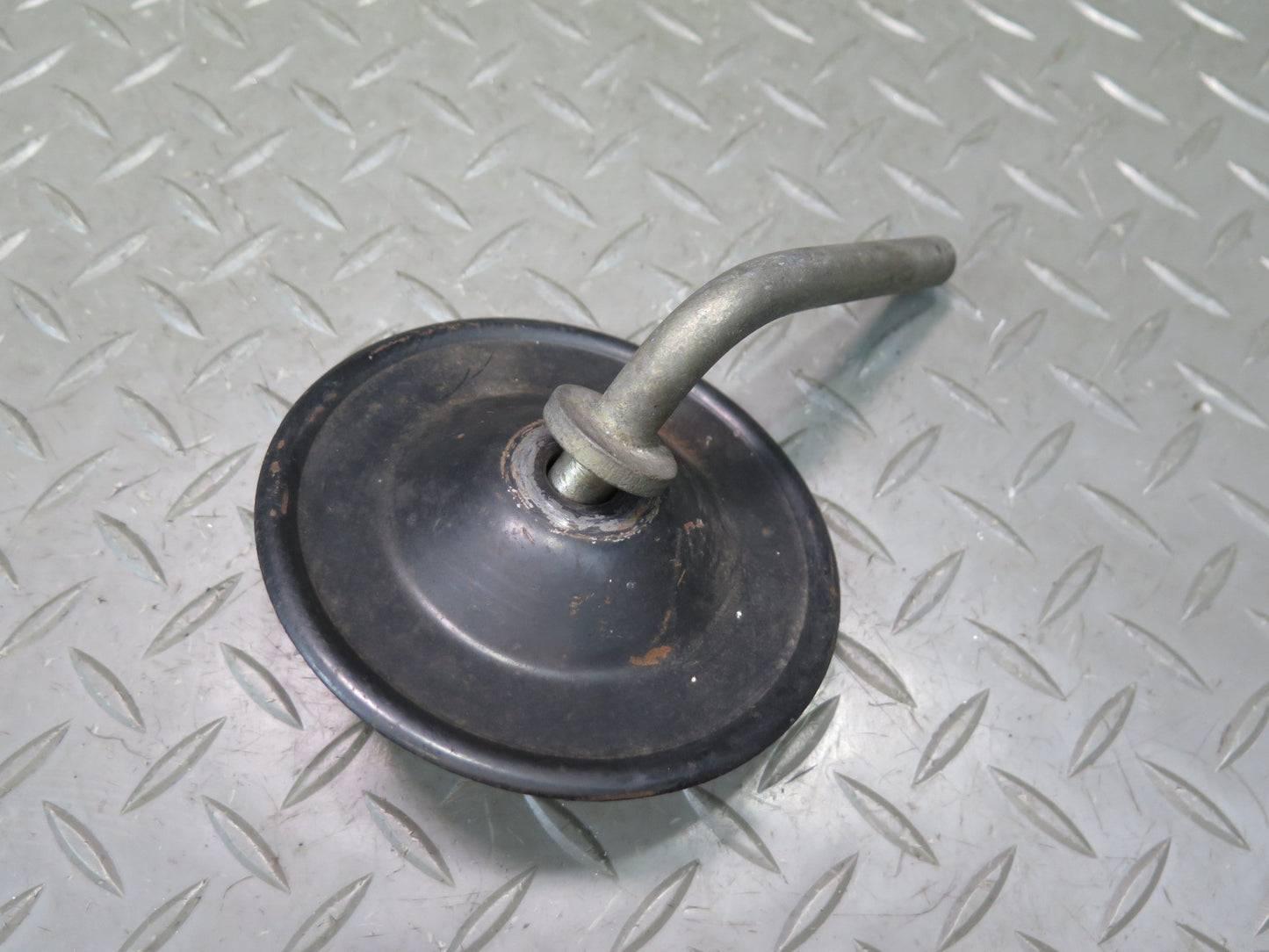 75-76 Mercedes W115 300SD Spare Tire Screw Bracket OEM