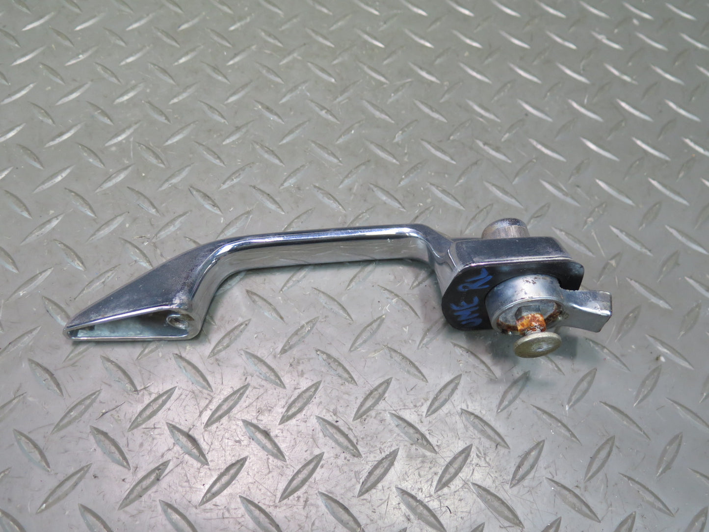 75-76 Mercedes W115 300SD Rear Right & Left Exterior Door Handle Set OEM