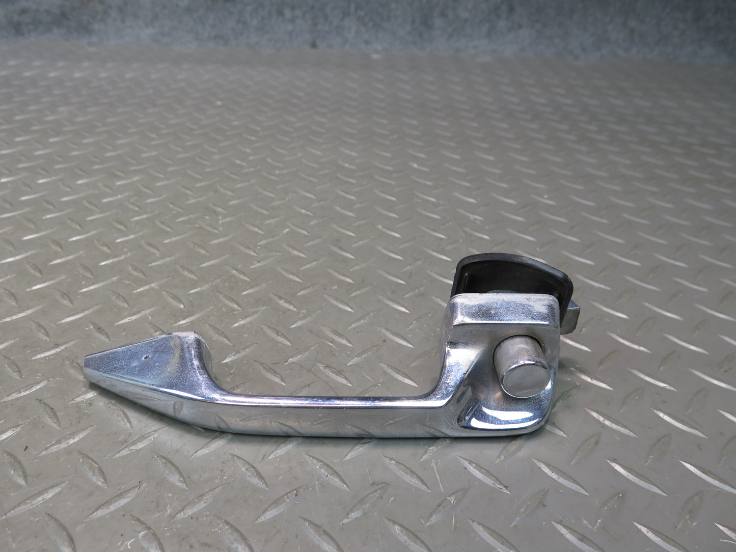 75-76 Mercedes W115 300SD Rear Right & Left Exterior Door Handle Set OEM