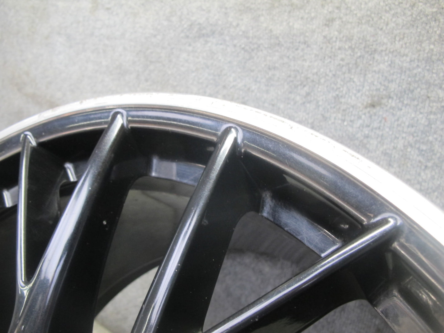 17-23 Porsche Panamera 971 Rear R21" Alloy Wheel Rim 21x11.5J ET69 971601025K