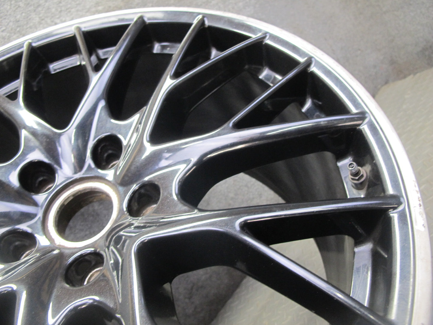 17-23 Porsche Panamera 971 Rear R21" Alloy Wheel Rim 21x11.5J ET69 971601025K