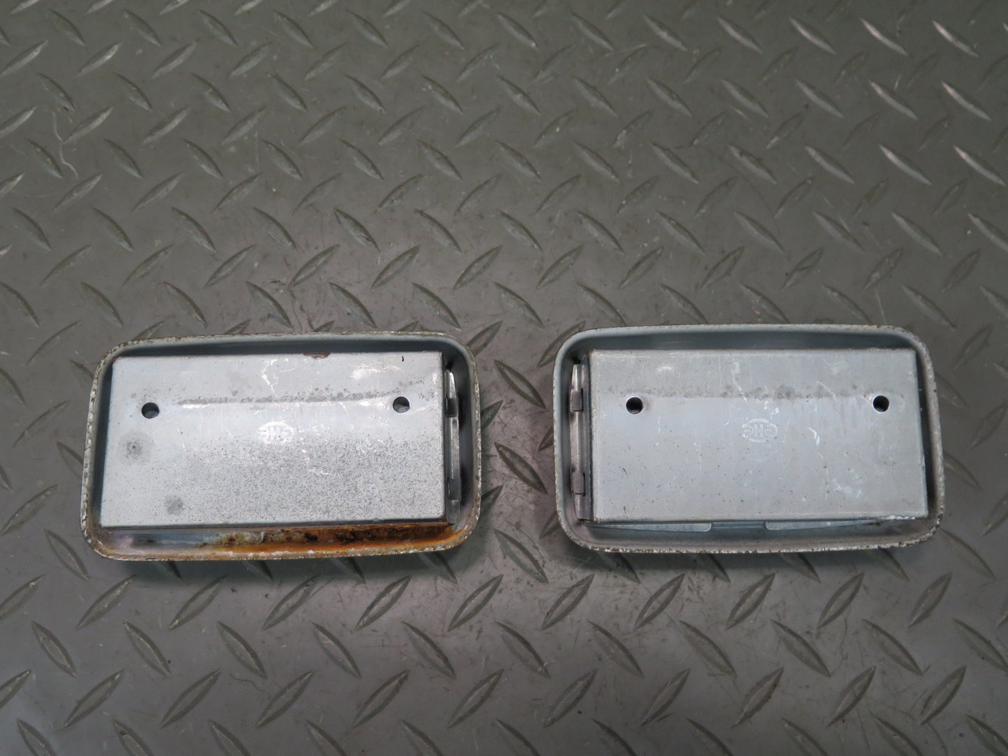 75-76 Mercedes W115 300D Front & Rear Door Handle w Armrest & Trim Set OEM