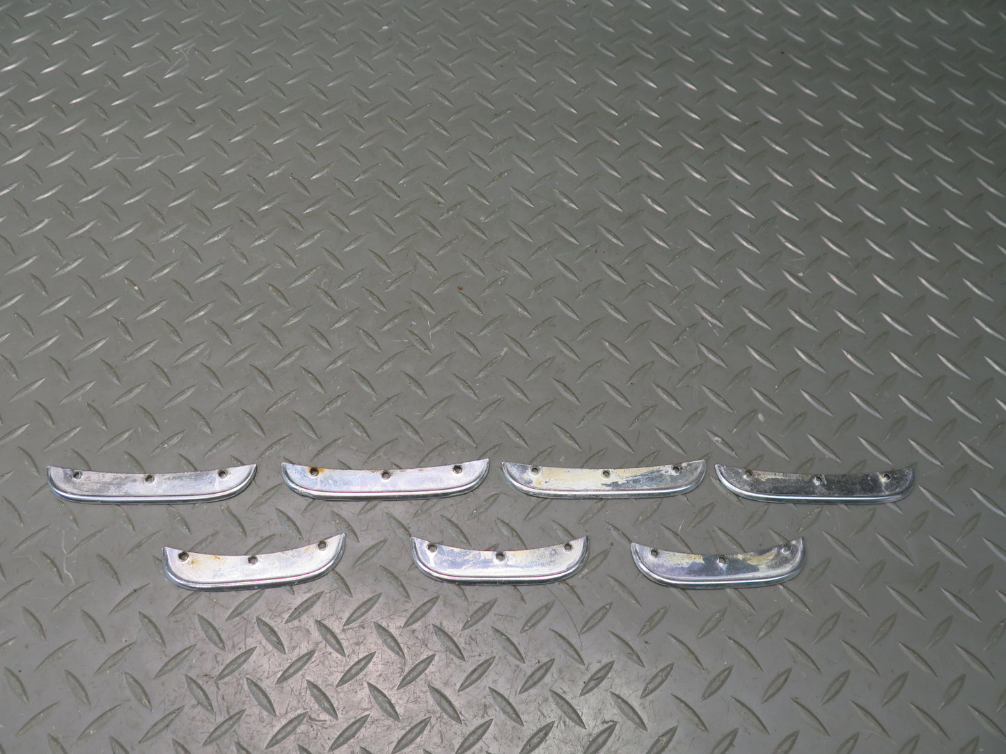 75-76 Mercedes W115 300D Front & Rear Door Handle w Armrest & Trim Set OEM