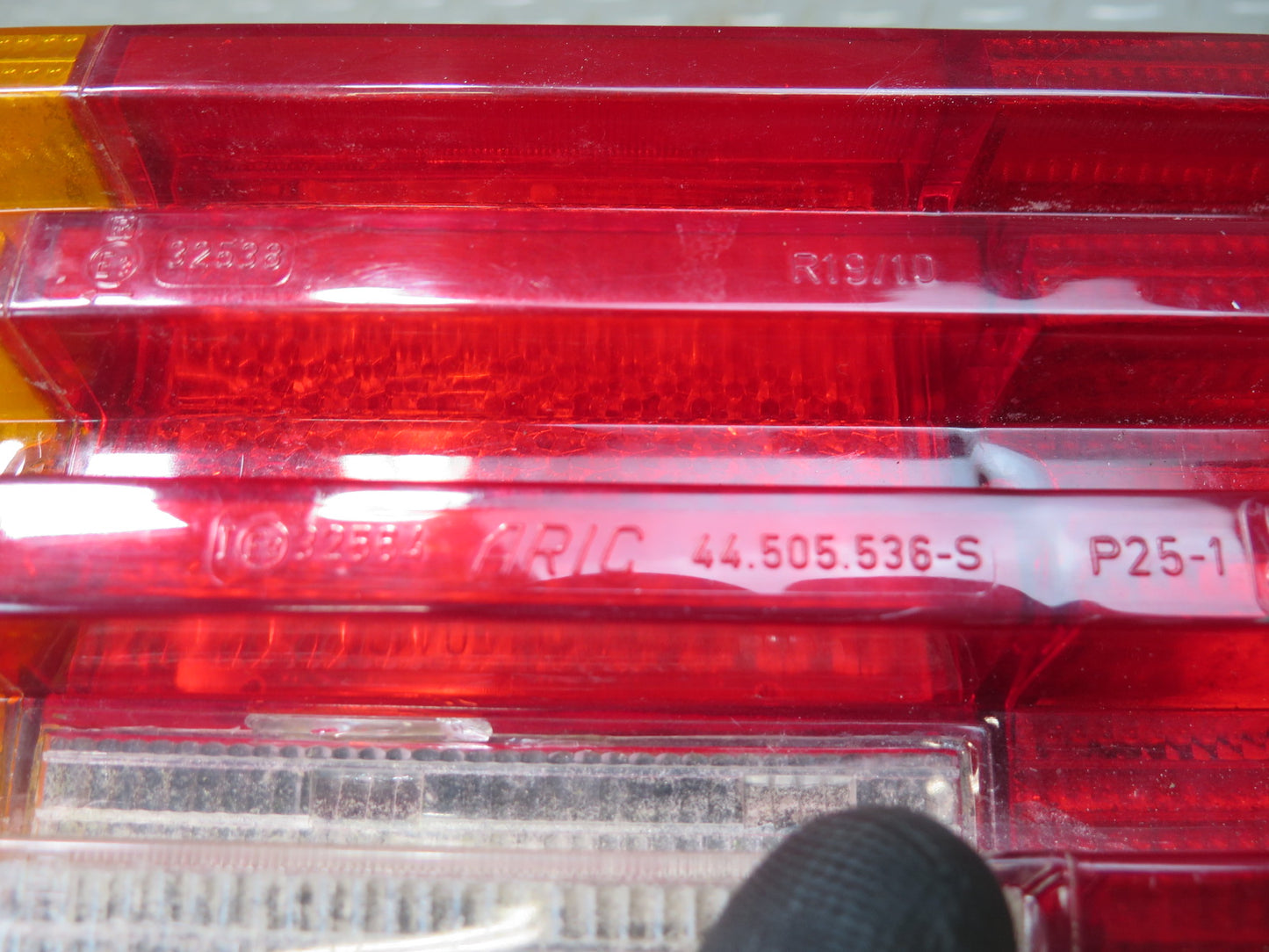 75-76 Mercedes W115 300D Set of 2 Rear Left & Right Tail Light Lamp OEM