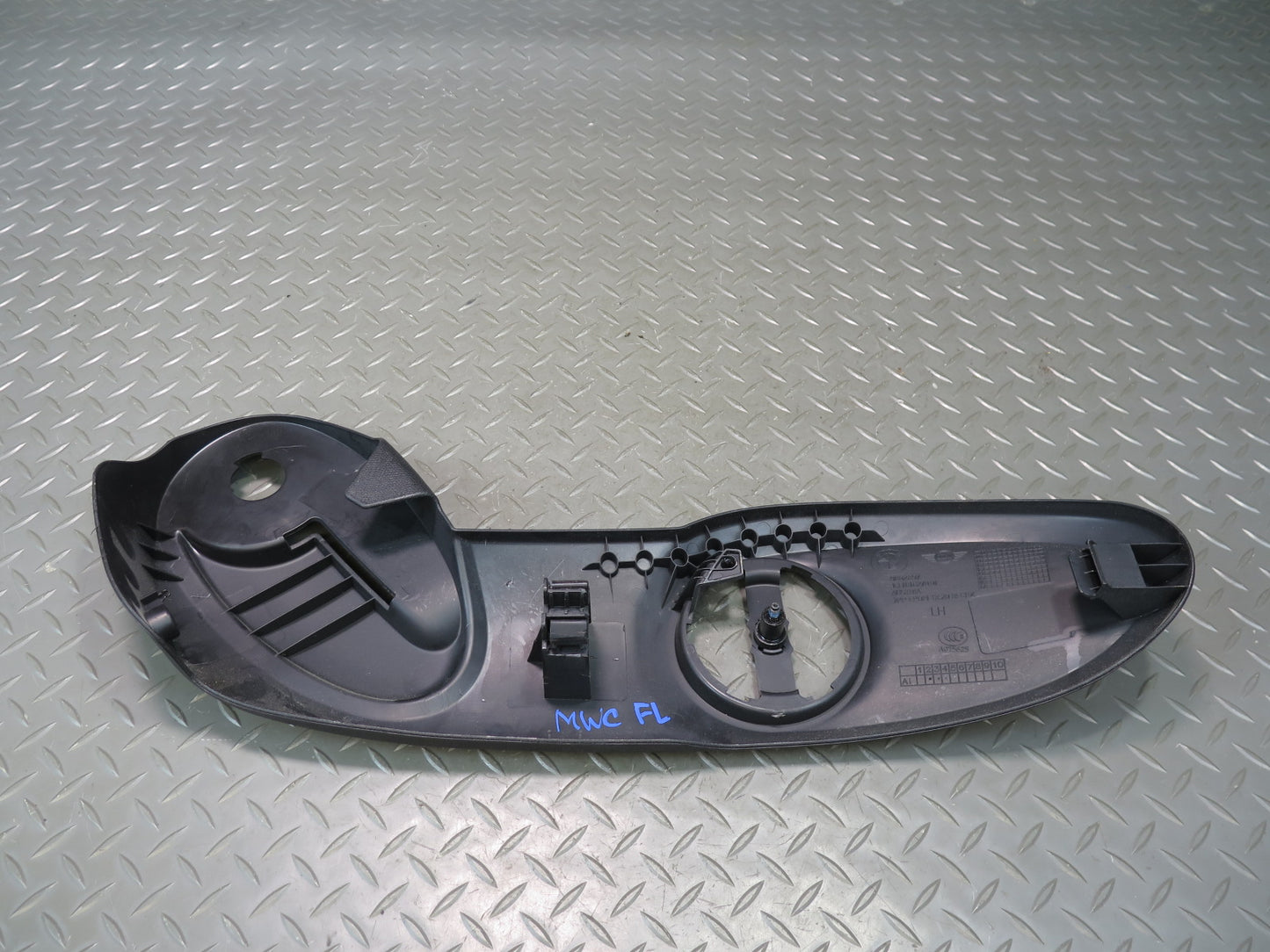 11-15 Mini Cooper R60 Countryman Front Left Seat Adjust Trim Panel Black Set OEM