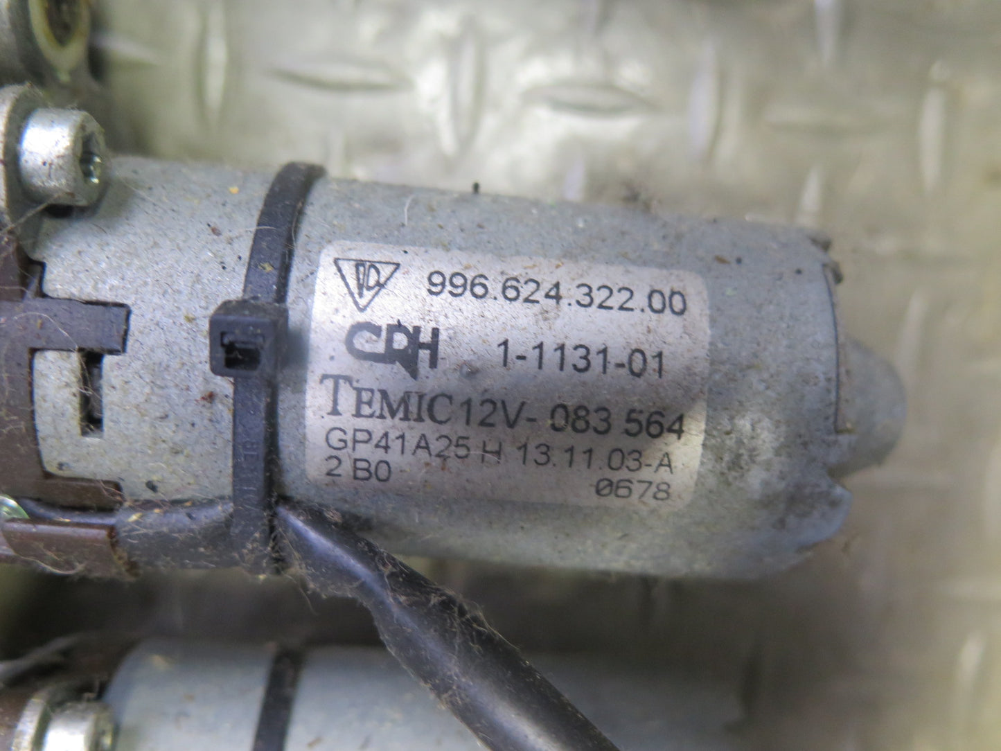 1999-2005 Porsche 911 996 Front Right Seat Lower Frame Track Rail w Motors