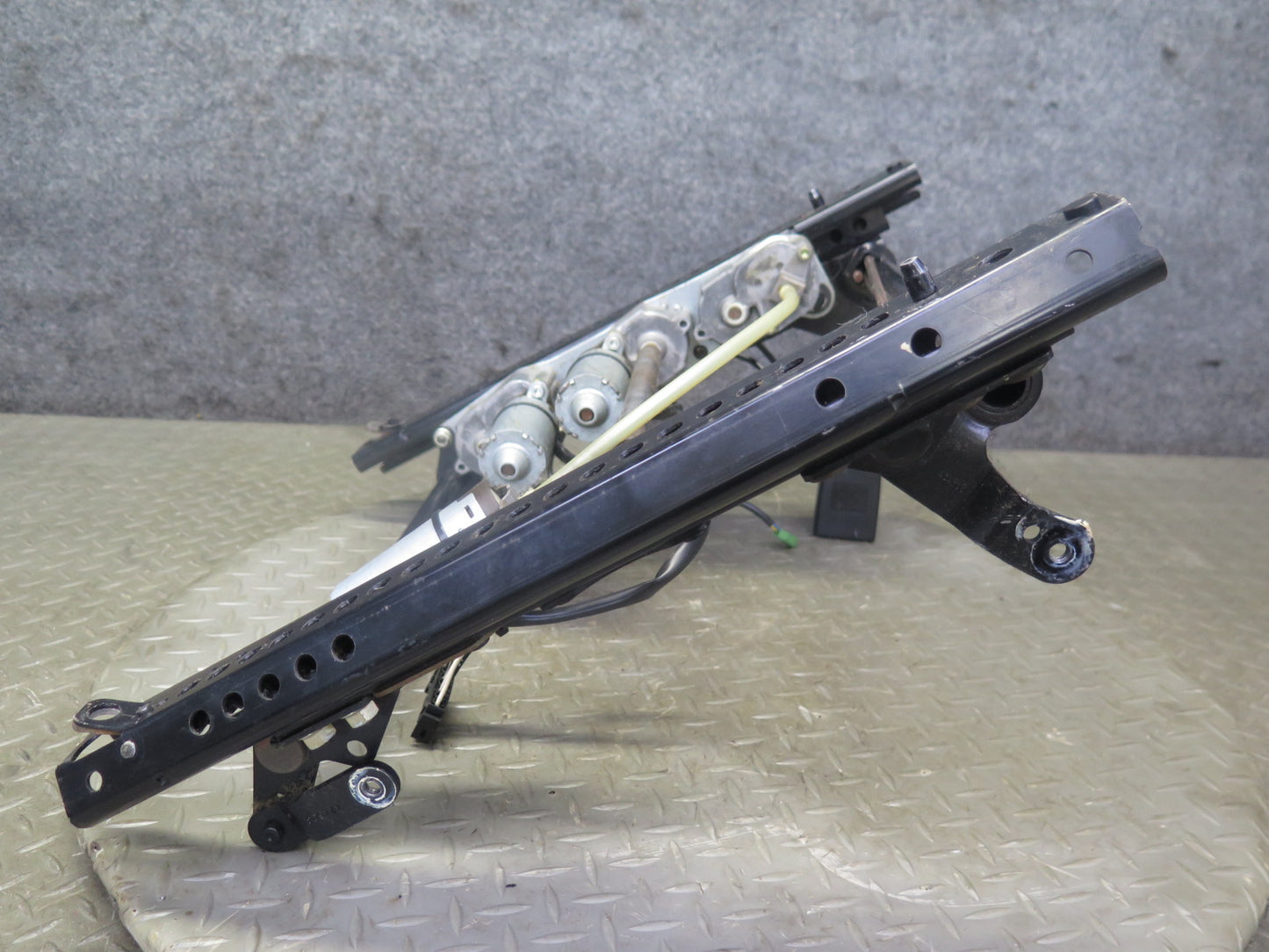 1999-2005 Porsche 911 996 Front Right Seat Lower Frame Track Rail w Motors