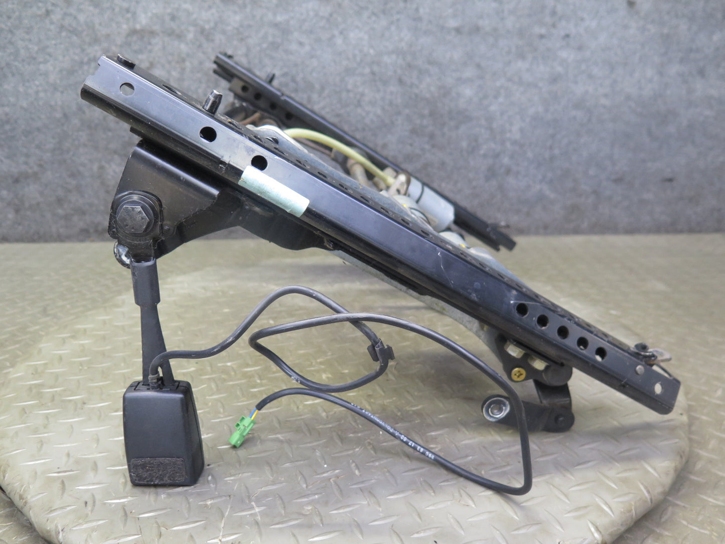 1999-2005 Porsche 911 996 Front Right Seat Lower Frame Track Rail w Motors