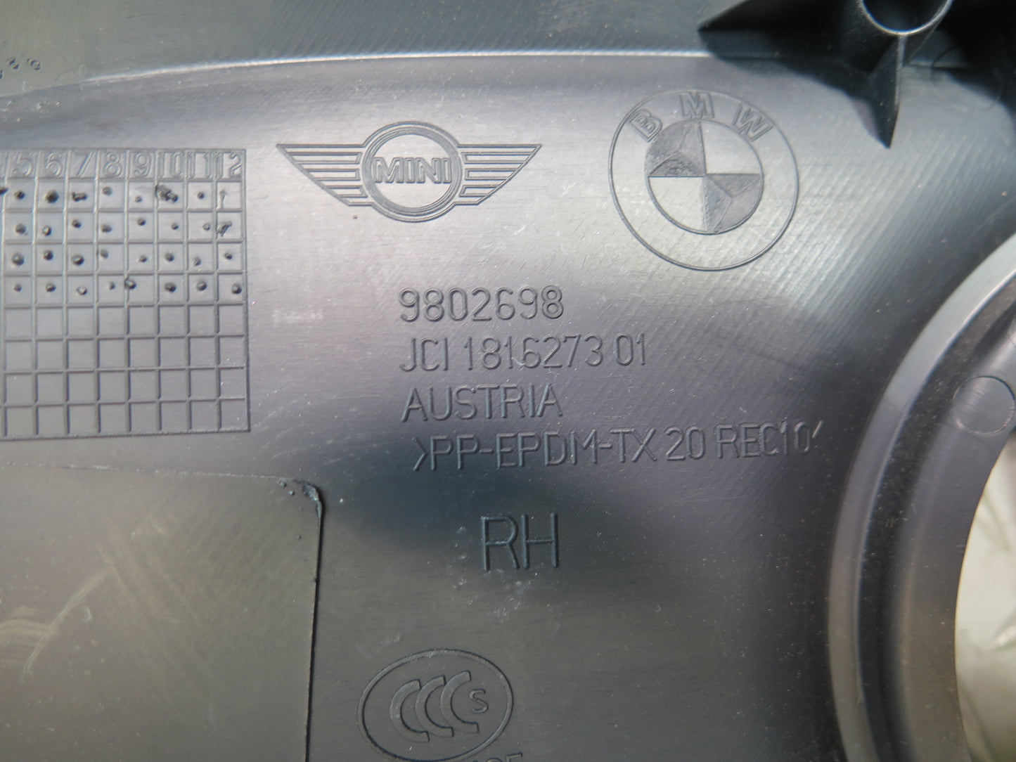 11-15 Mini Cooper R60 Countryman Front Right Seat Adjust Trim Panel Set OEM