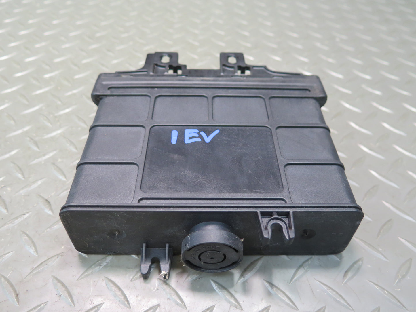 02-03 VW Eurovan T4 2.8L Automatic Transmission Control Module 01P927733CG OEM