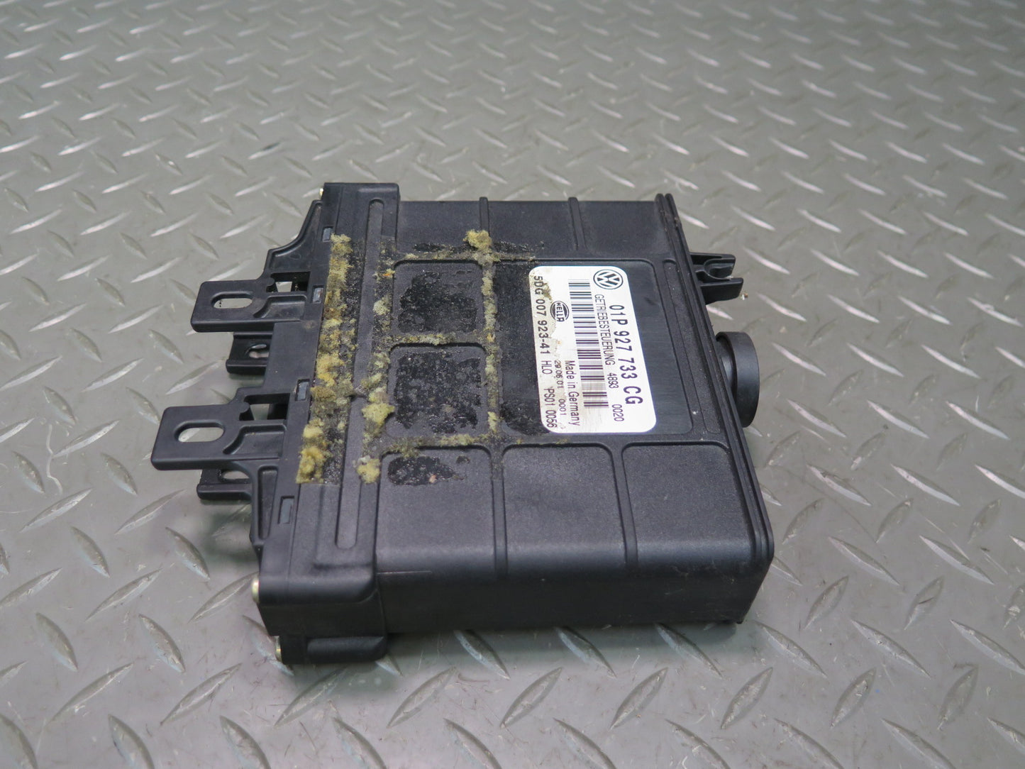 02-03 VW Eurovan T4 2.8L Automatic Transmission Control Module 01P927733CG OEM