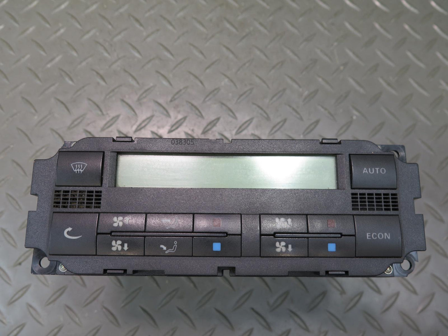 99-03 VW Eurovan T4 A/C Heater Climate Control Switch Panel 7D0907040 OEM