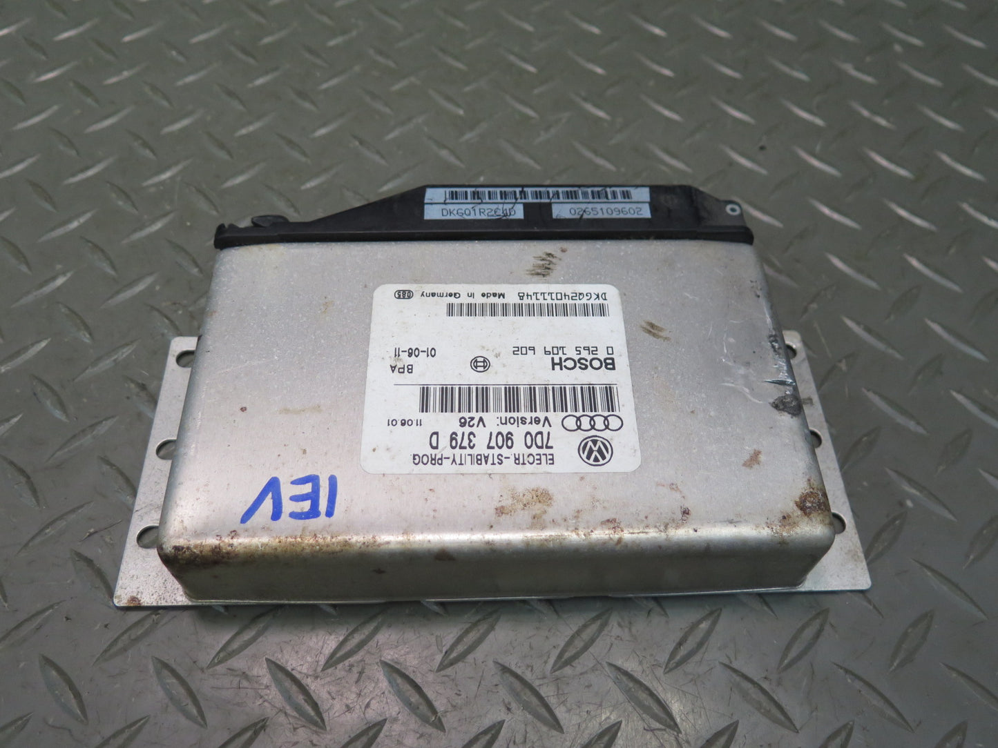 99-02 VW Eurovan T4 2.8L ABS Electronic Stability Control Module 7D0907379D OEM