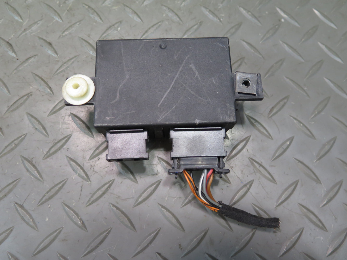 99-03 VW Eurovan T4 Immobilizer Control Module 6X0853257 OEM