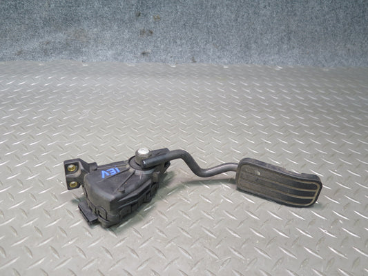 01-03 VW Eurovan T4 Gas Acceleration Throttle Pedal 7D1723507E OEM