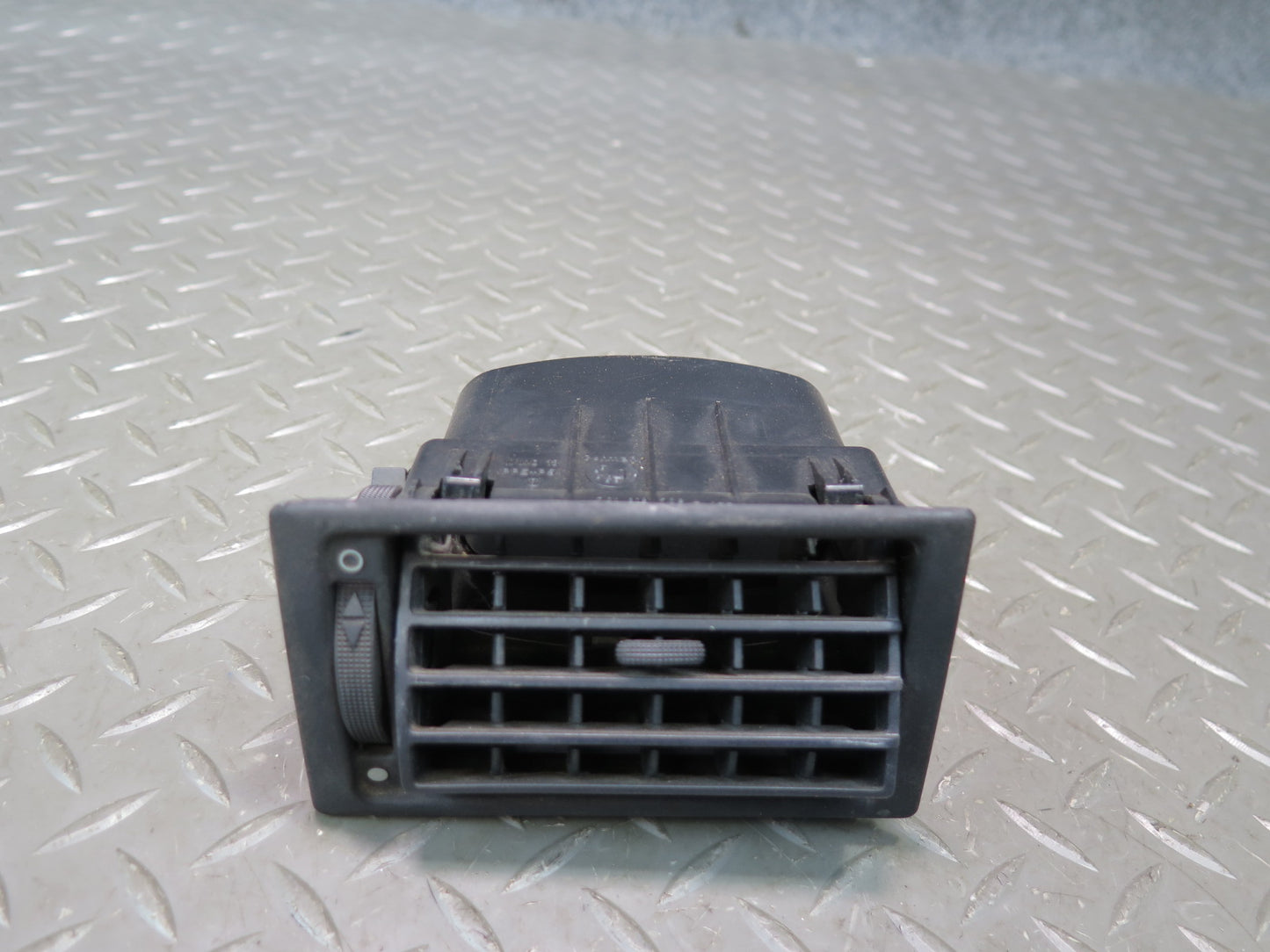 99-03 VW Eurovan T4 Front Dash Dashboard Right Air Vent OEM