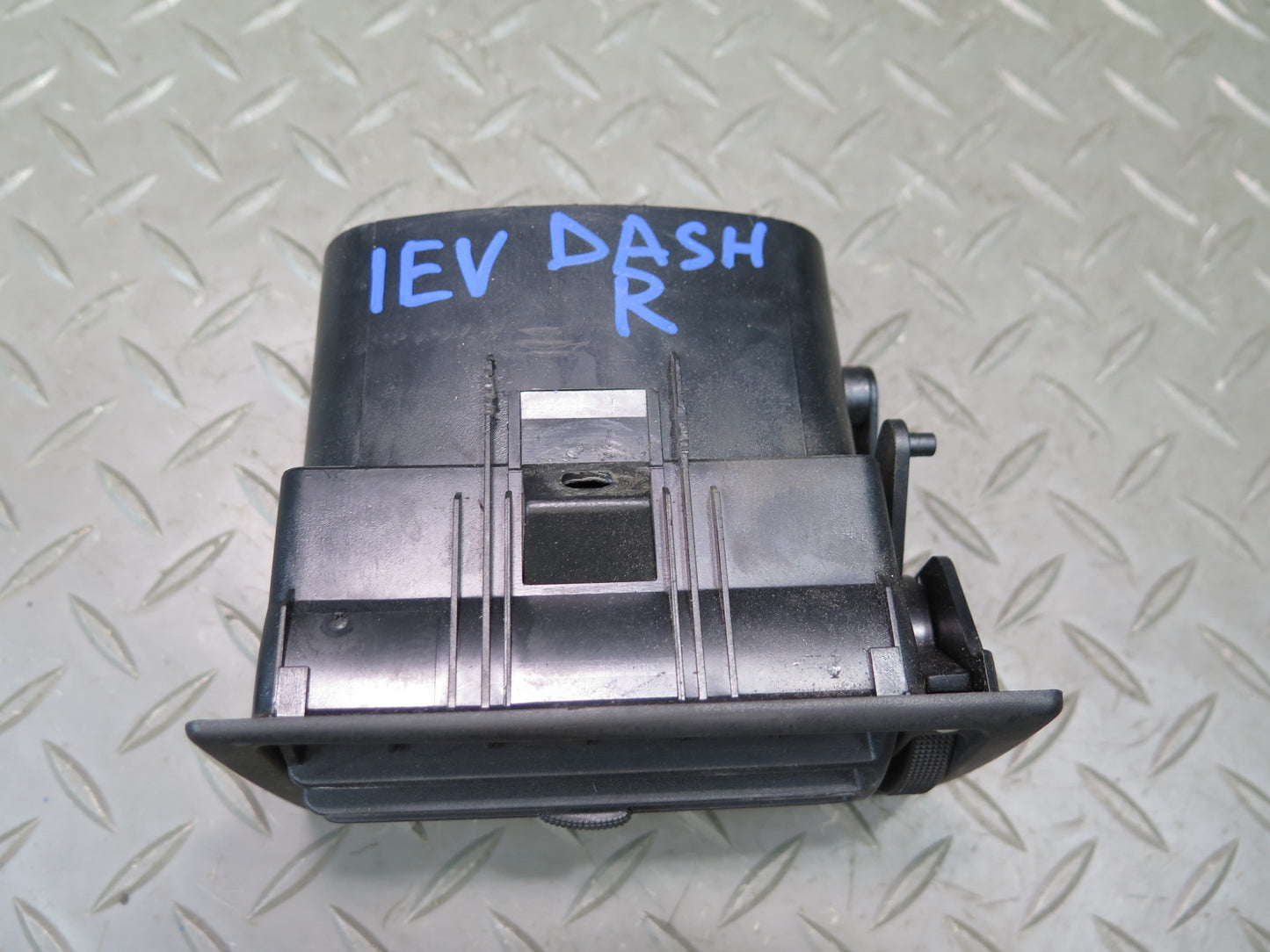 99-03 VW Eurovan T4 Front Dash Dashboard Right Air Vent OEM