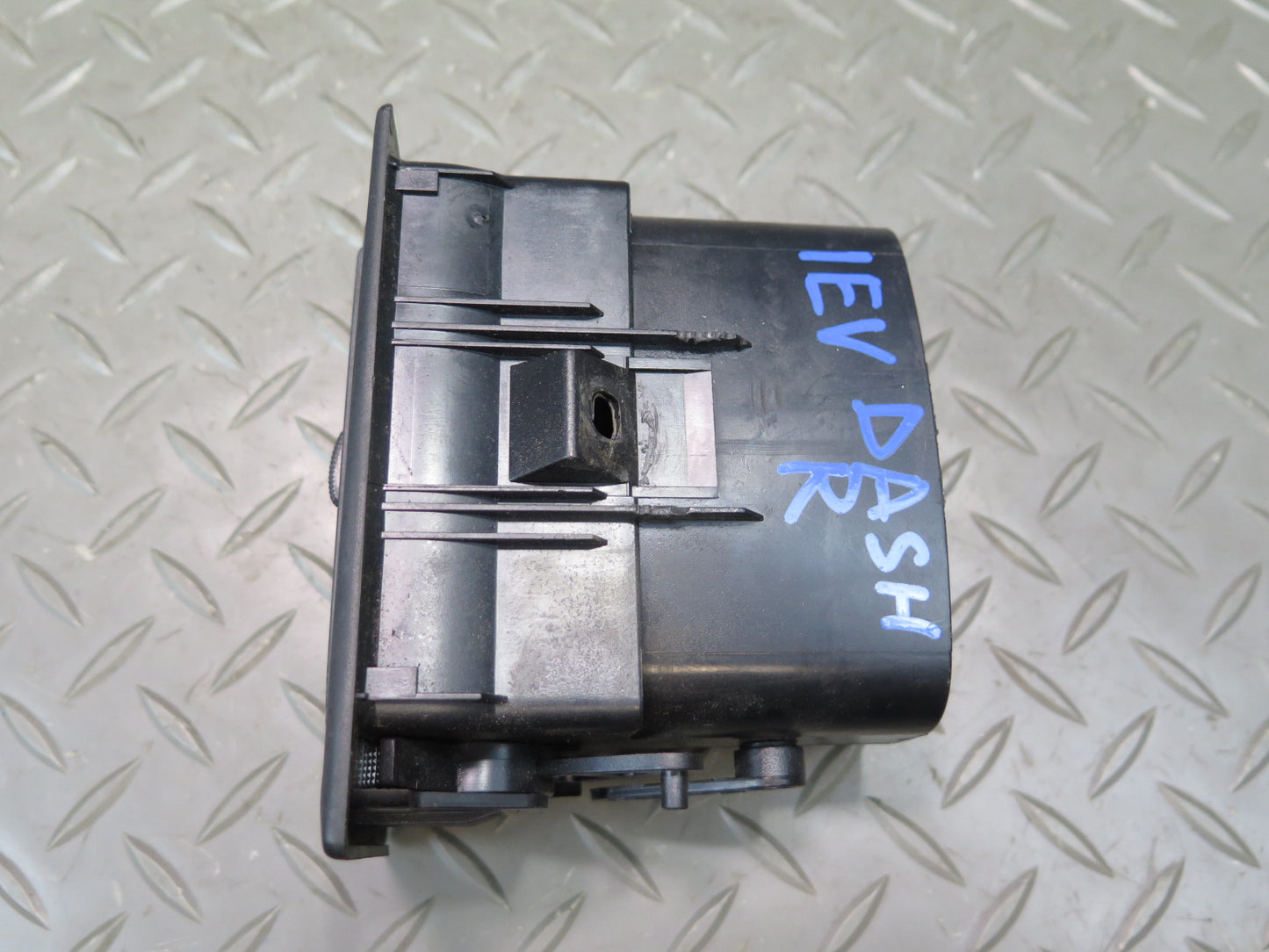 99-03 VW Eurovan T4 Front Dash Dashboard Right Air Vent OEM