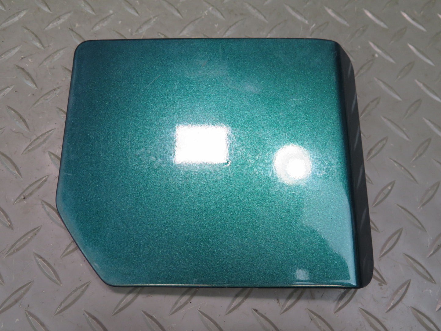 97-03 VW Eurovan T4 Fuel Tank Filler Door Lid Cover Dragon Green OEM