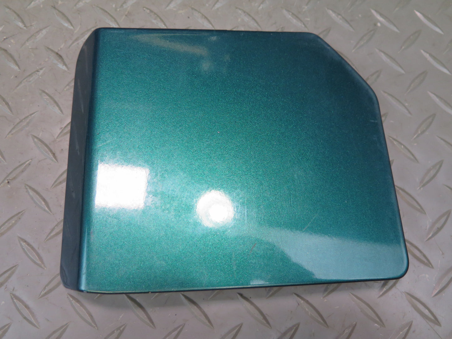 97-03 VW Eurovan T4 Fuel Tank Filler Door Lid Cover Dragon Green OEM