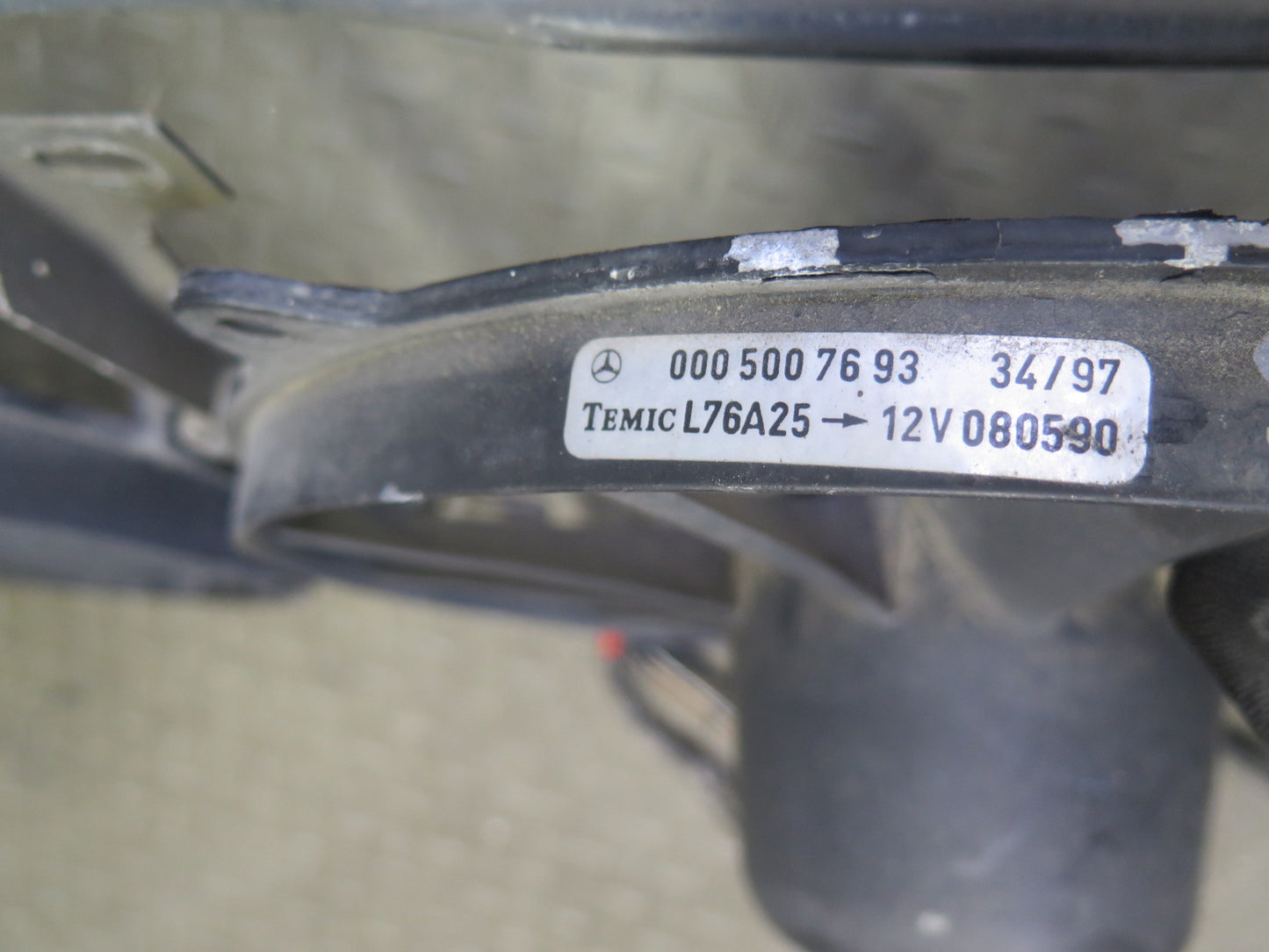 96-99 Mercedes R129 SL320 SL500 Set of 2 Engine Cooling Fan Motor OEM