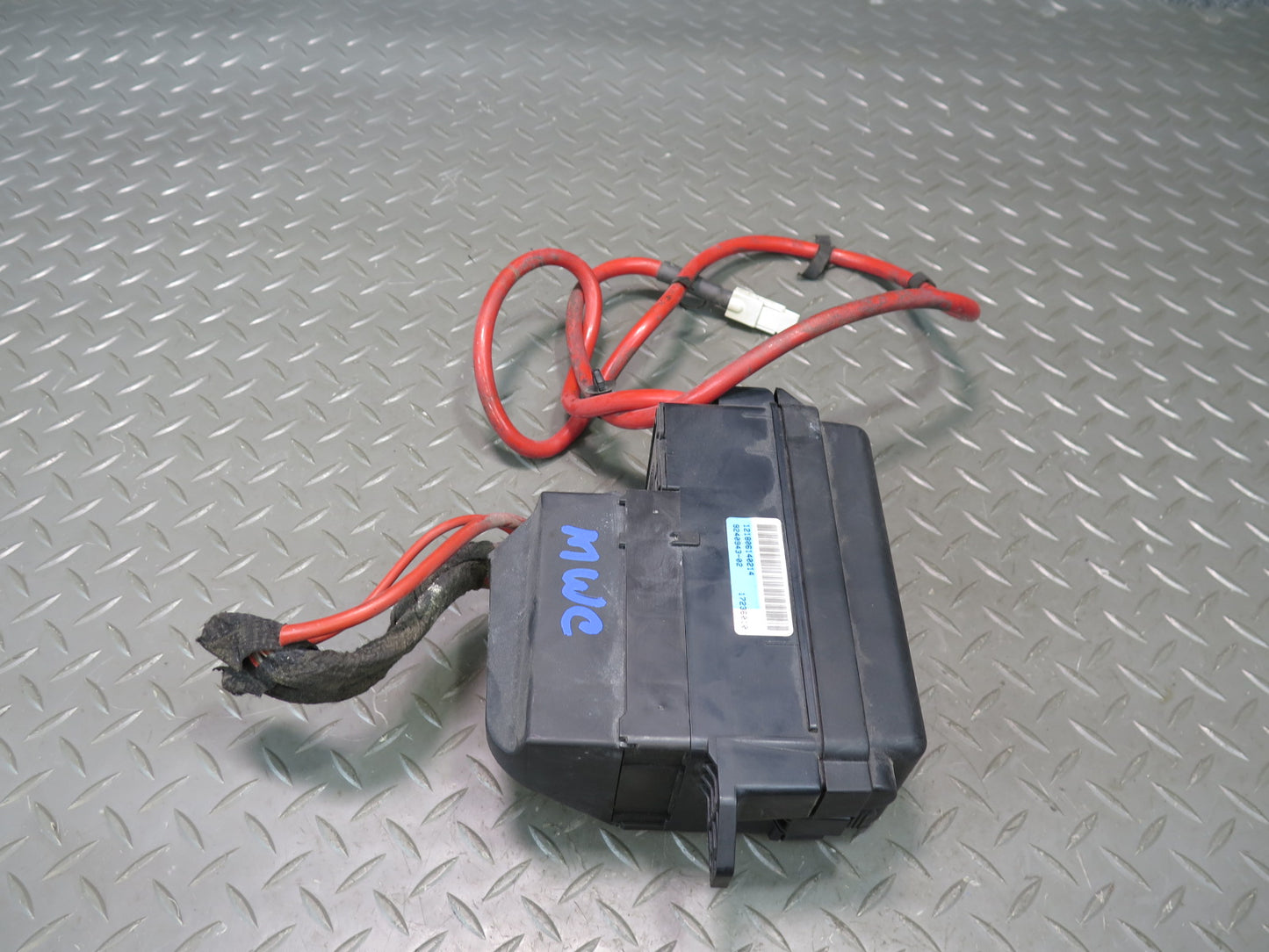 12-15 Mini Cooper R55 R56 R57 R60 R61 Engine Fuse Relay Box Module 9240943 OEM