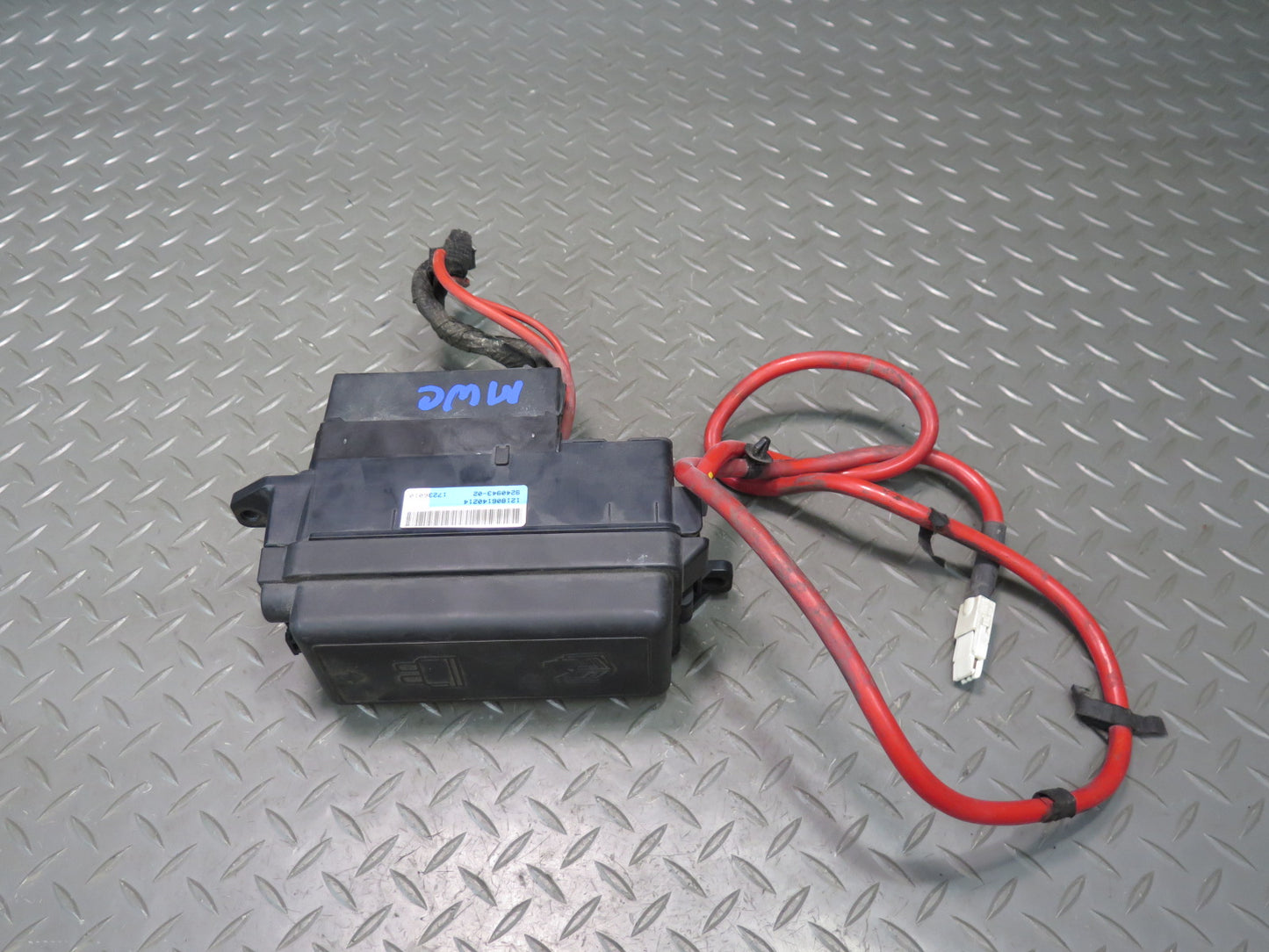 12-15 Mini Cooper R55 R56 R57 R60 R61 Engine Fuse Relay Box Module 9240943 OEM