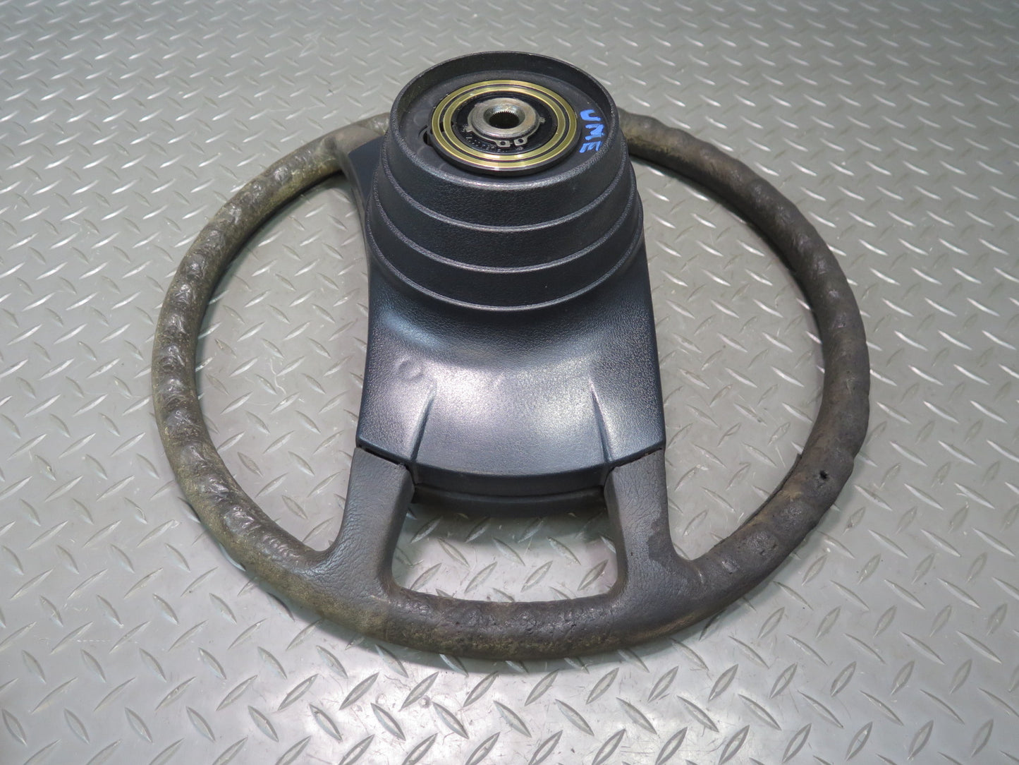 75-76 Mercedes W115 300SD Steering w Horn Pad Cover OEM