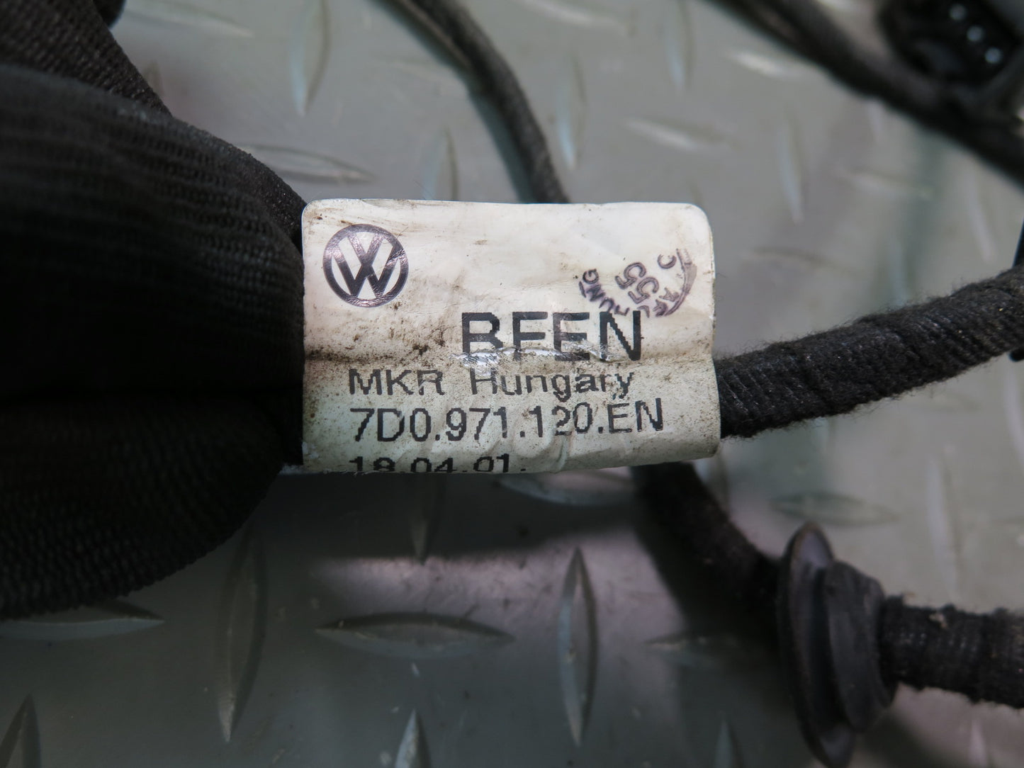 01-03 VW Eurovan T4 Front Left Door Wire Wiring Harness 7D0971120EN OEM