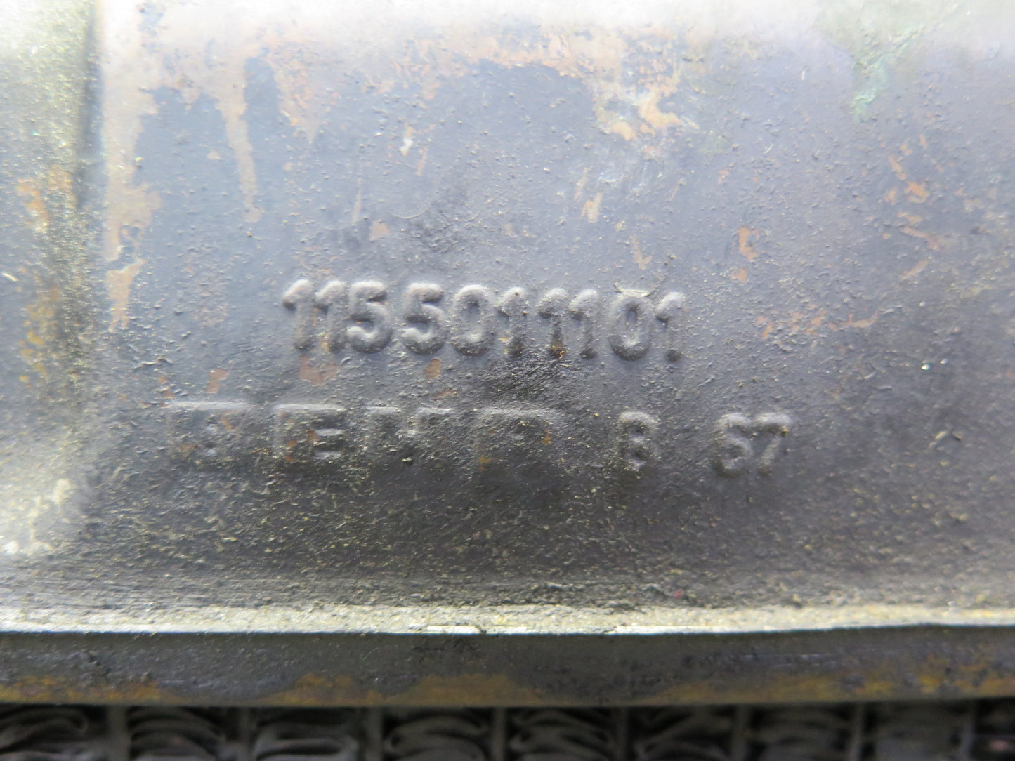 75-76 Mercedes W115 300SD Engine Cooling Radiator w Cap & Oil Cooler 14K OEM