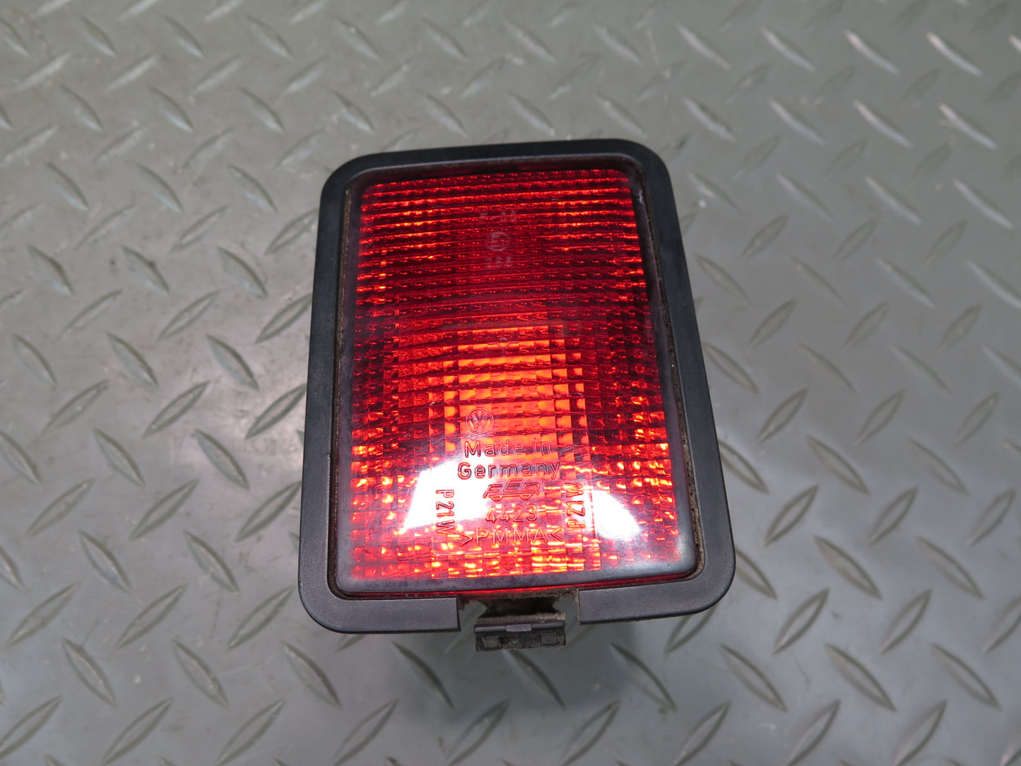 99-03 VW Eurovan T4 Set of 2 Rear Bumper Left & Right Light Reflector OEM