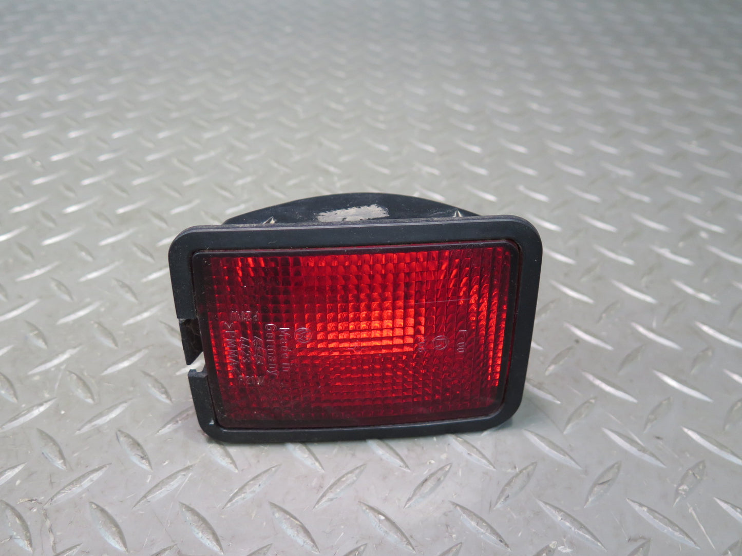 99-03 VW Eurovan T4 Set of 2 Rear Bumper Left & Right Light Reflector OEM