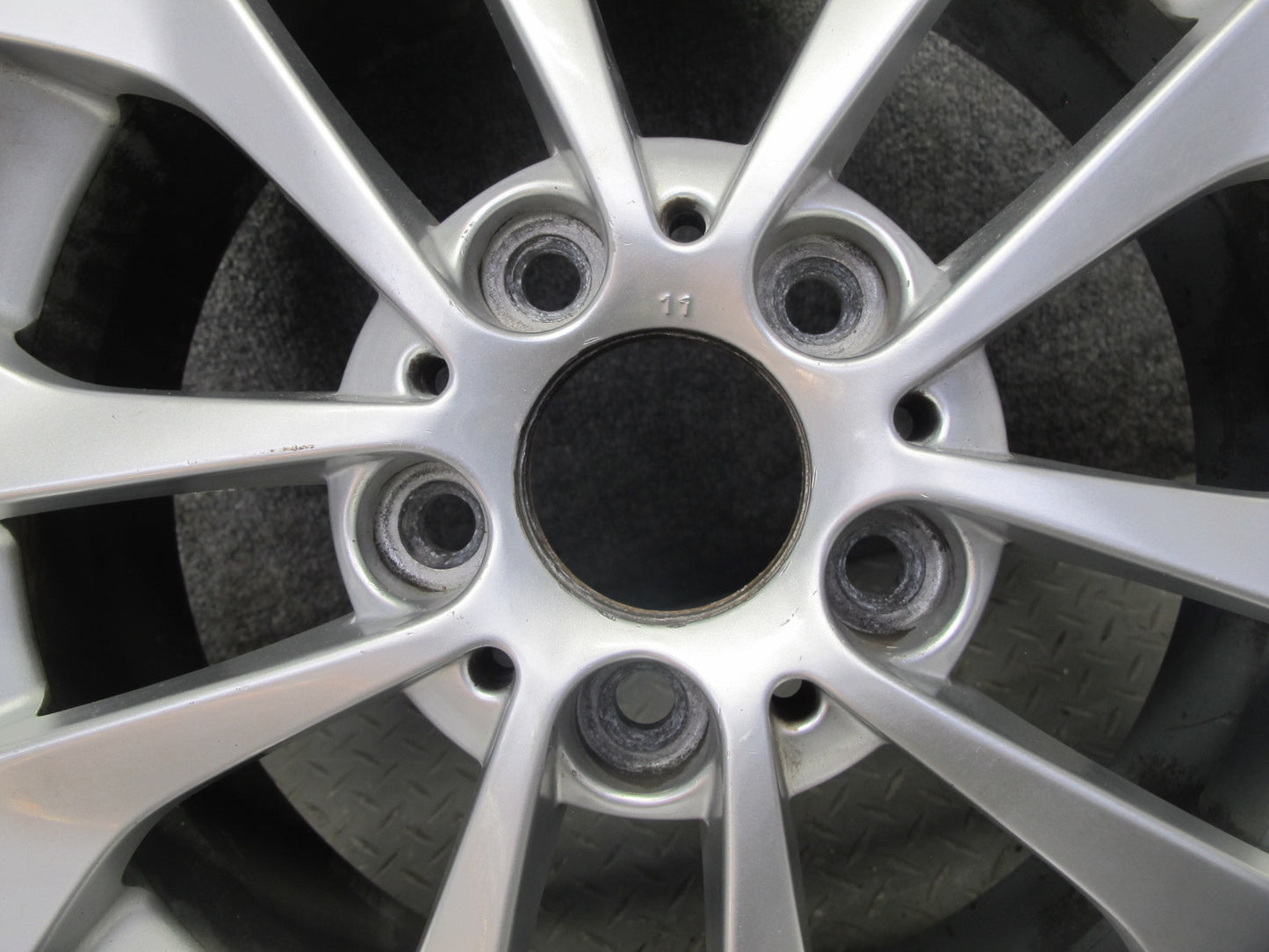 01-06 BMW E46 330ci Set of 4 Style 98 R17 17" Alloy Wheel Rim 7Jx17 ET47 OEM