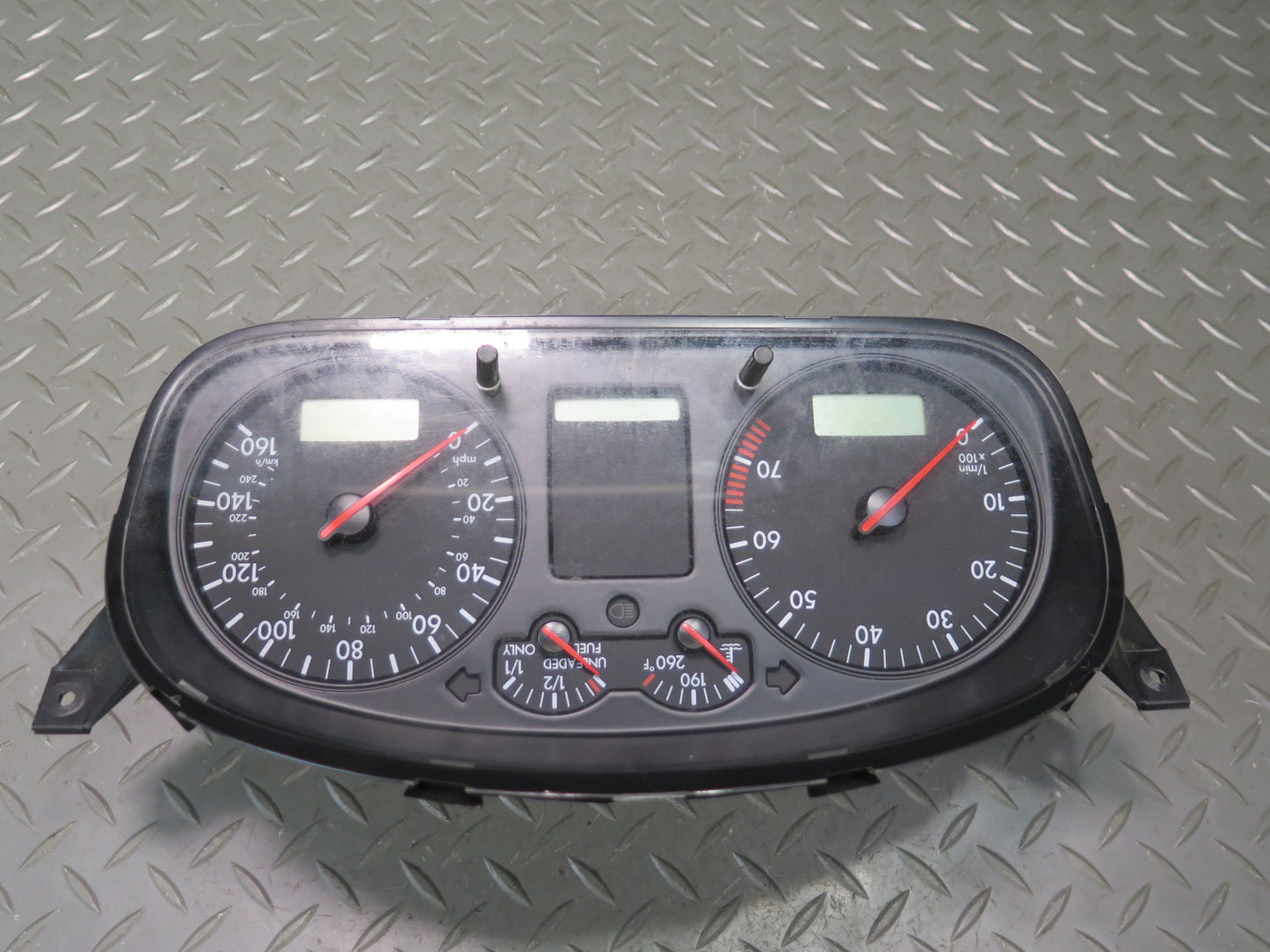 01-03 VW Eurovan T4 Instrument Cluster Gauge Speedometer 7D0920902T OEM