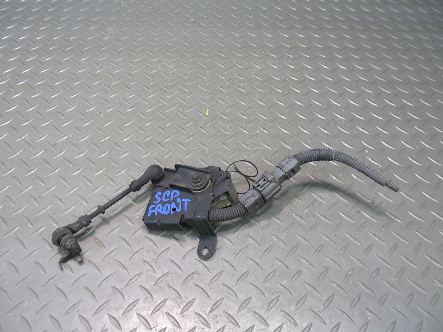 02-10 Lexus SC430 Z40 Front Right Suspension Headlight Height Level Sensor OEM
