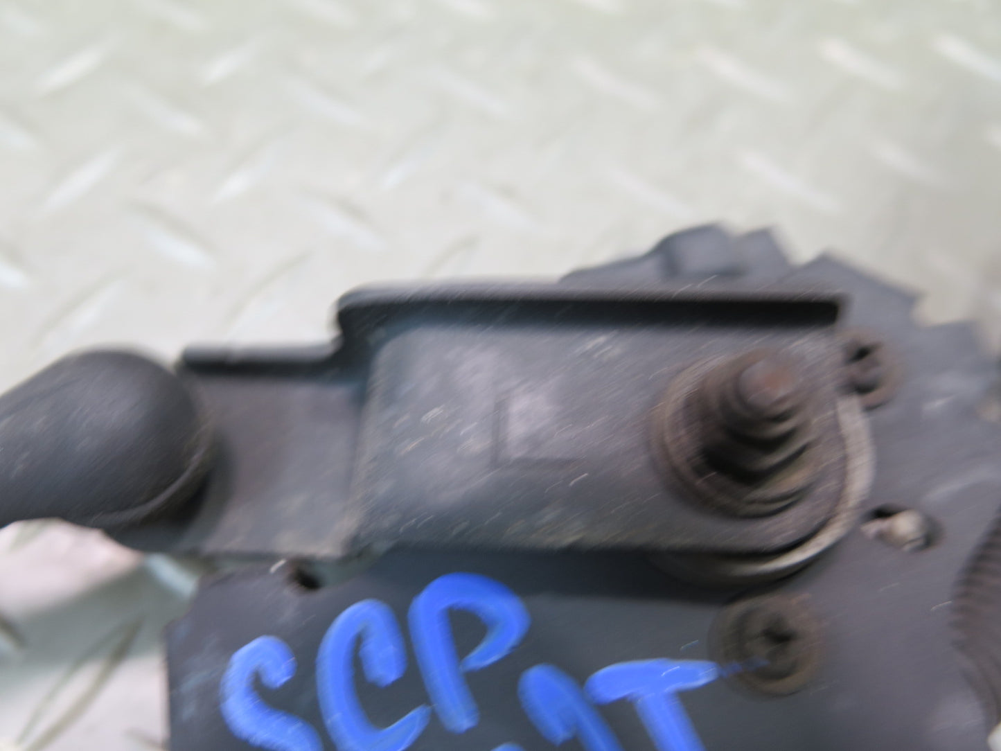 02-10 Lexus SC430 Z40 Front Right Suspension Headlight Height Level Sensor OEM