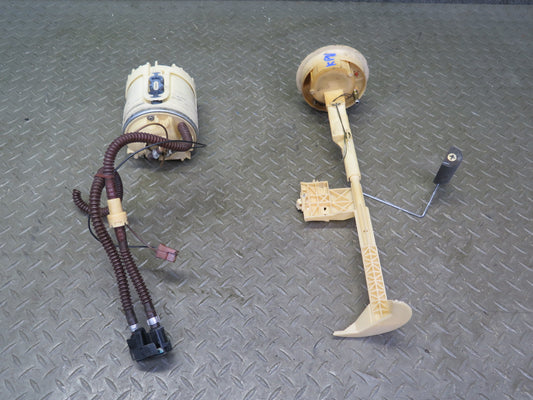 1999 Porsche 911 996 3.4L M96.01 Fuel Pump Level Sensor Sending Unit Set