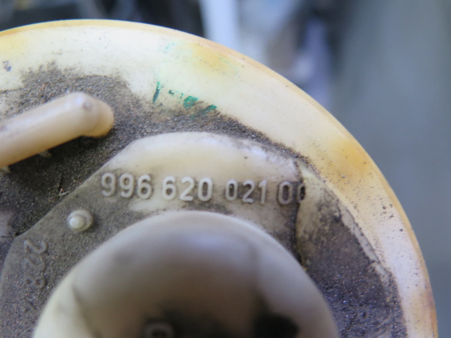 1999 Porsche 911 996 3.4L M96.01 Fuel Pump Level Sensor Sending Unit Set