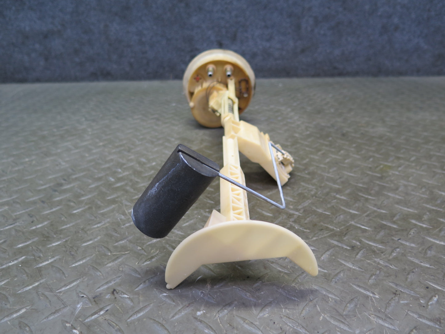 1999 Porsche 911 996 3.4L M96.01 Fuel Pump Level Sensor Sending Unit Set