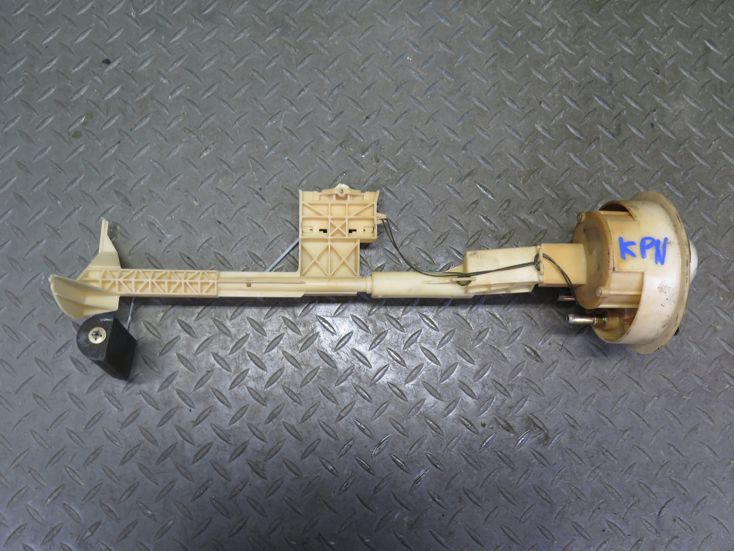 1999 Porsche 911 996 3.4L M96.01 Fuel Pump Level Sensor Sending Unit Set