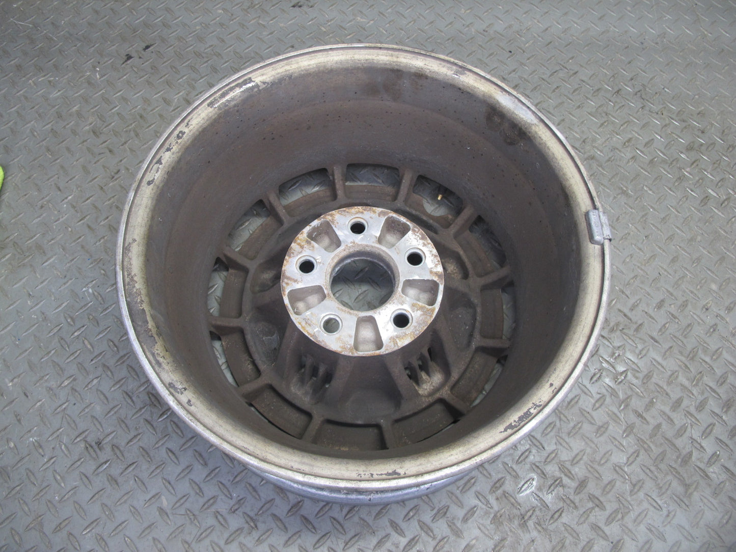84-87 Nissan Z31 300ZX Set of 4 Factory R15 15" Wheel Rim 15x6.5JJ ET10 OEM
