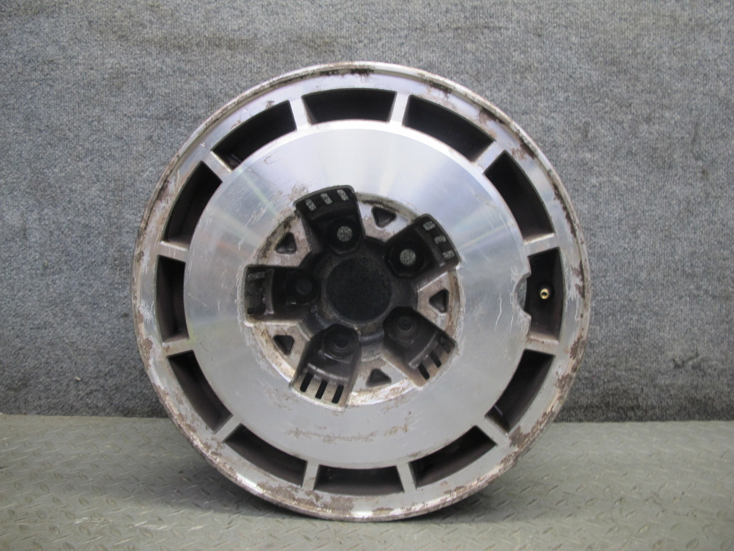 84-87 Nissan Z31 300ZX Set of 4 Factory R15 15" Wheel Rim 15x6.5JJ ET10 OEM