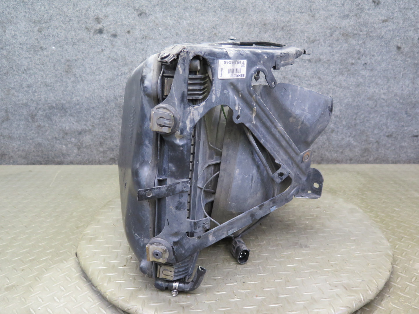 1999-2000 Porsche 911 996 Engine Right Cooling Radiator & A/C Condenser w Shroud