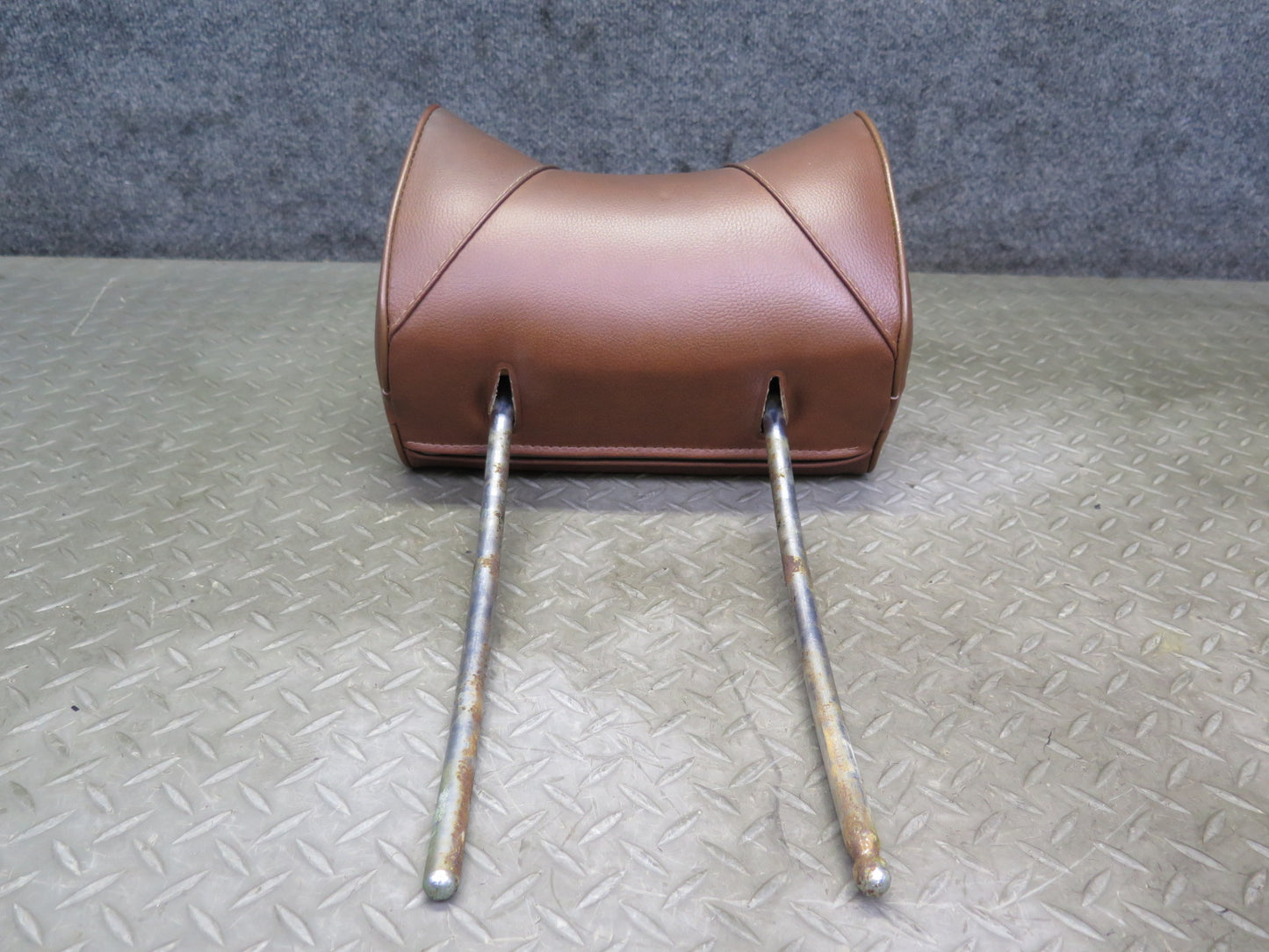 75-76 Mercedes W115 300SD Front Left & Right Seat Leather Headrest Set Brown OEM