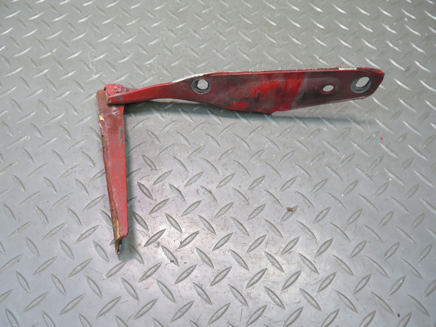 84-86 Nissan Z31 300ZX 2+0 NON Turbo Set of 2 Front Left Right Hood Hinge OEM