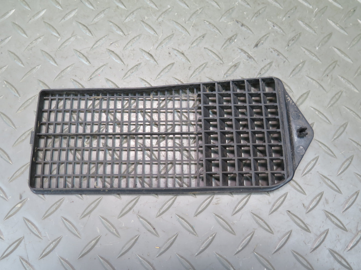 84-89 Nissan Z31 300ZX Set of 2 Front Vent Cowl Grille Cover OEM