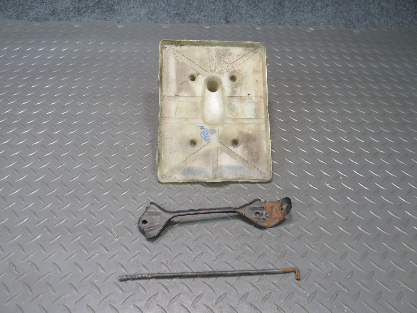 84-86 Nissan Z31 300ZX Battery Tray Support w Mounting Holders OEM